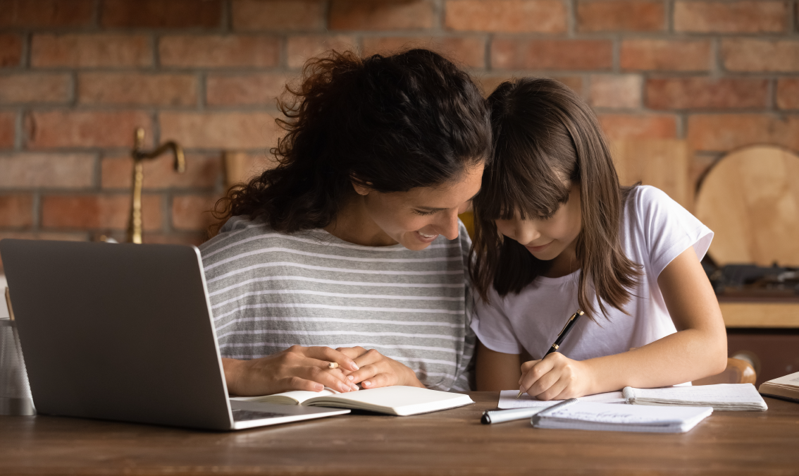 A Family Technology Plan: What is It? And How to Make One? | 制定家庭电子产品使用指南 PE-EY-R067