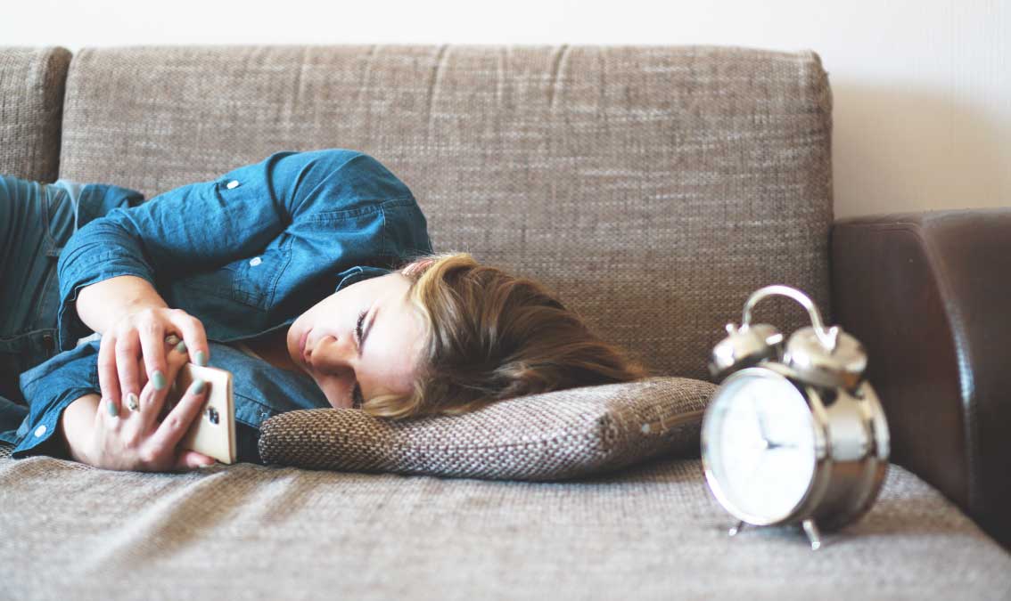 Managing Teen Screen Time: 7 Strategies to Put Parents in the Driver's Seat | 青少年屏幕使用时长管理：让家长掌握主动的七项策略 PE-DE-R011