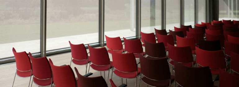 A Beginners Guide to Improving Your Presentation Skills - Top Tips SS-CG-268